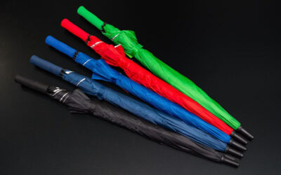 Sombrillas personalizadas: el aliado perfecto para esta temporada de lluvias